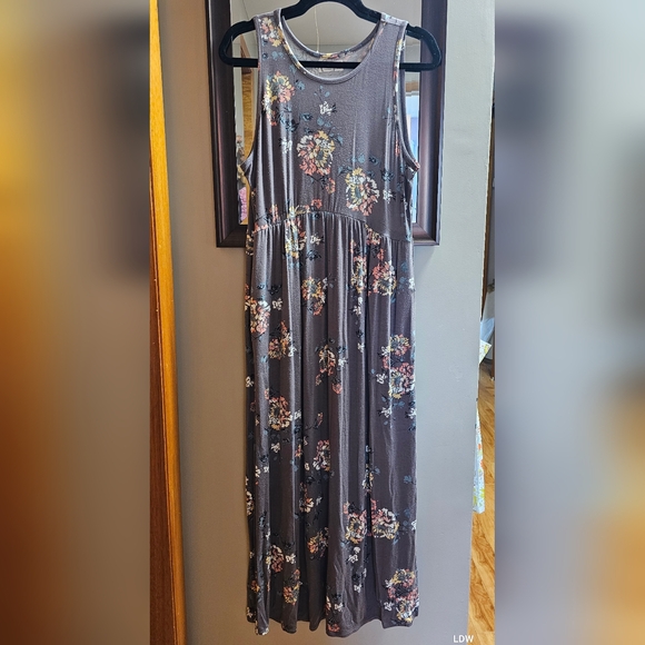 Maxi dress - Picture 1 of 2